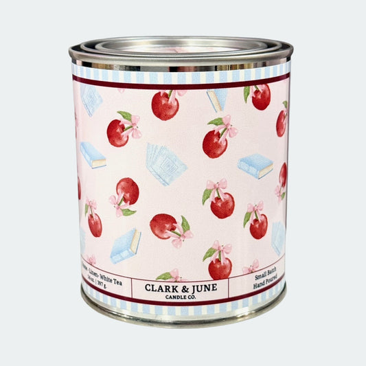 One More Chapter Book Club - Linen - White Tea 14oz Soy Candle